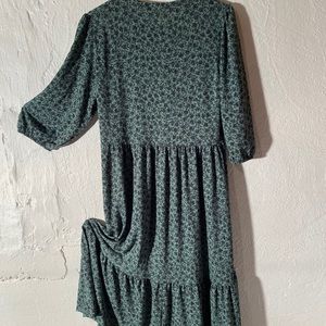Women’s Size Med Dress